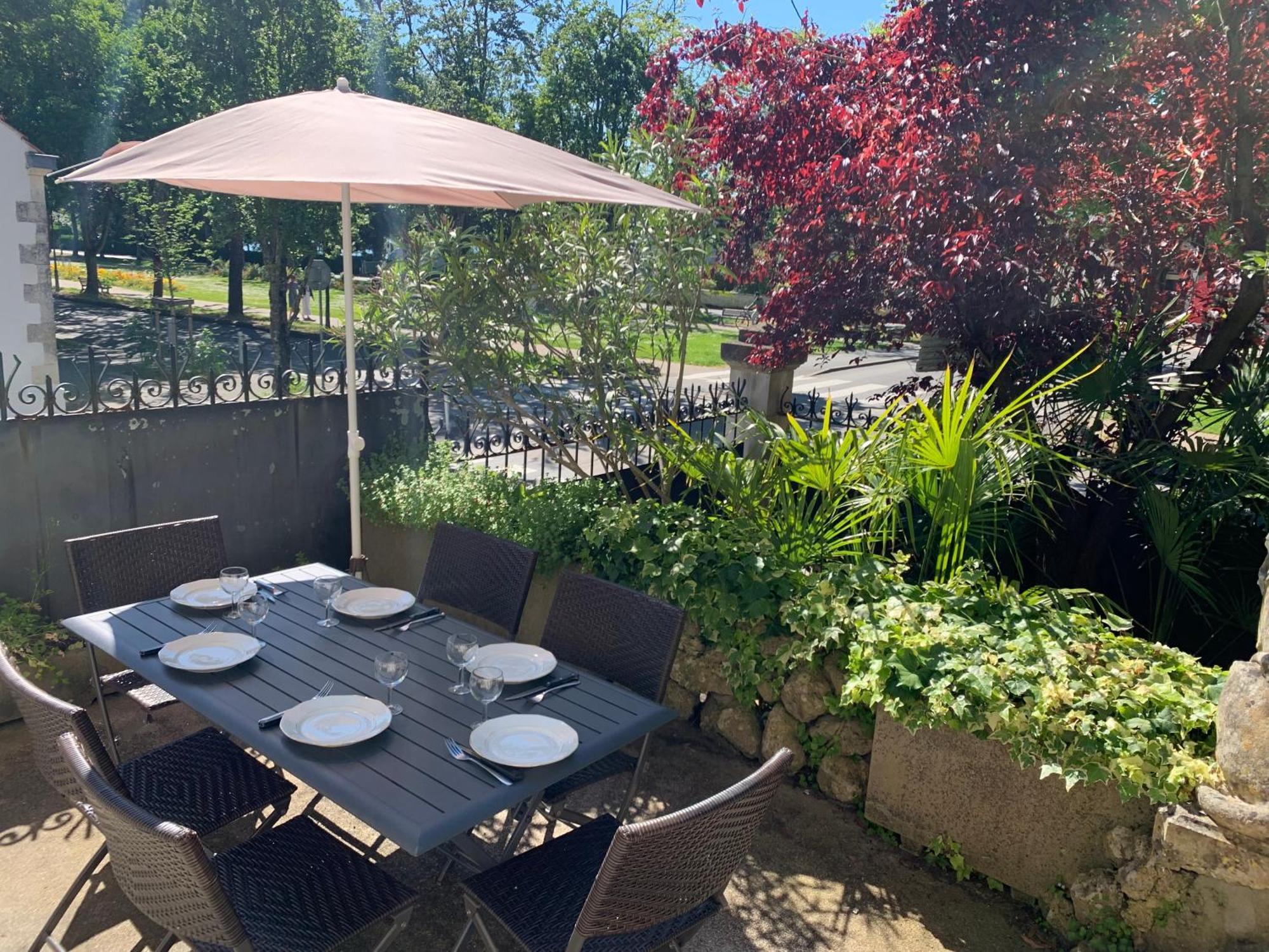 Villa Rennaissance - Proche Mer - Parking - Menage & Linge Inclus Ла Рошел Екстериор снимка