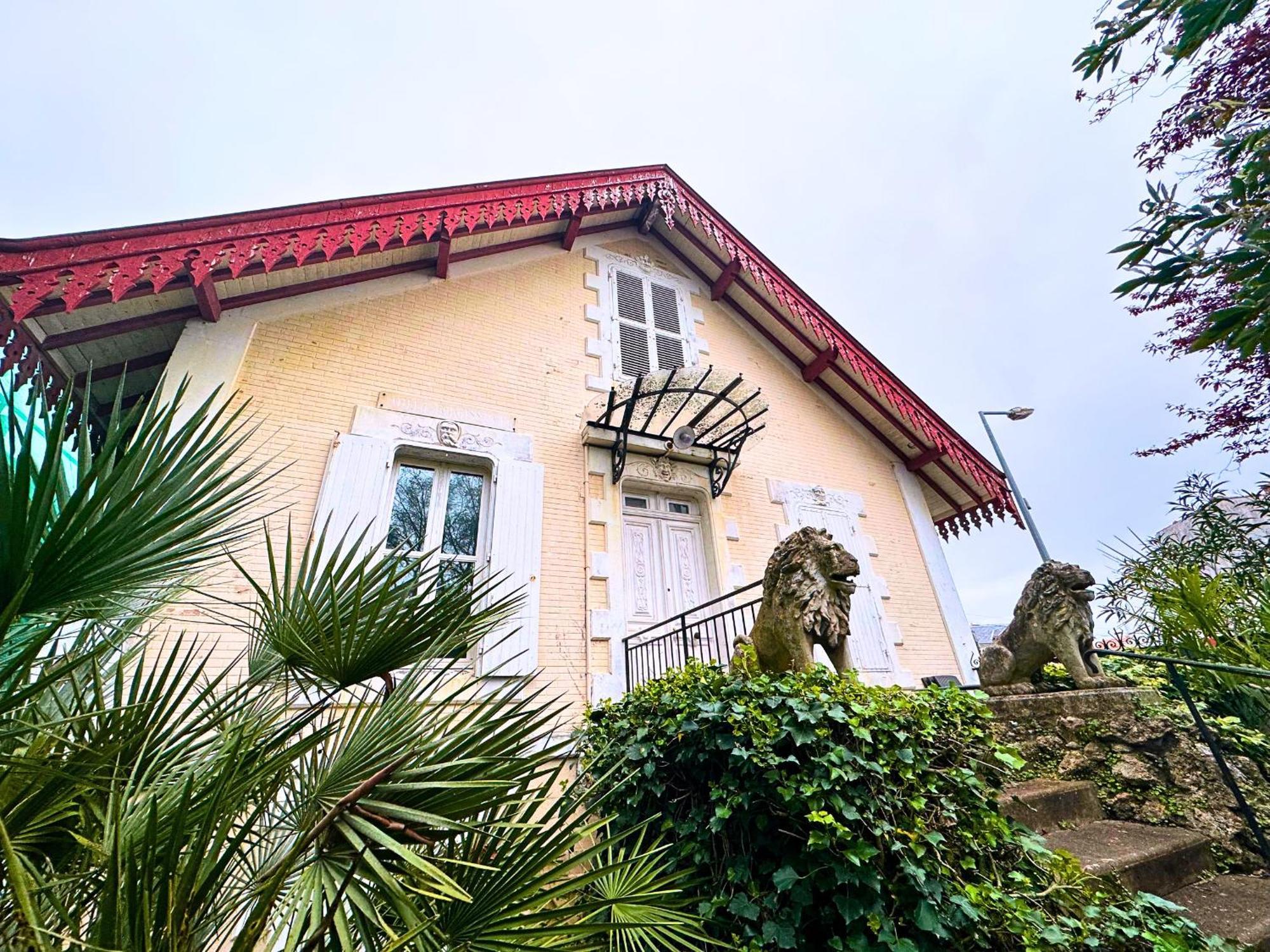 Villa Rennaissance - Proche Mer - Parking - Menage & Linge Inclus Ла Рошел Екстериор снимка